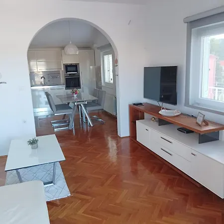 Neptun Apartamento Primošten