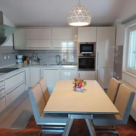 Apartment Neptun Primosten