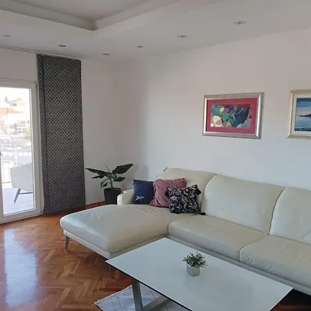 Apartment Neptun *